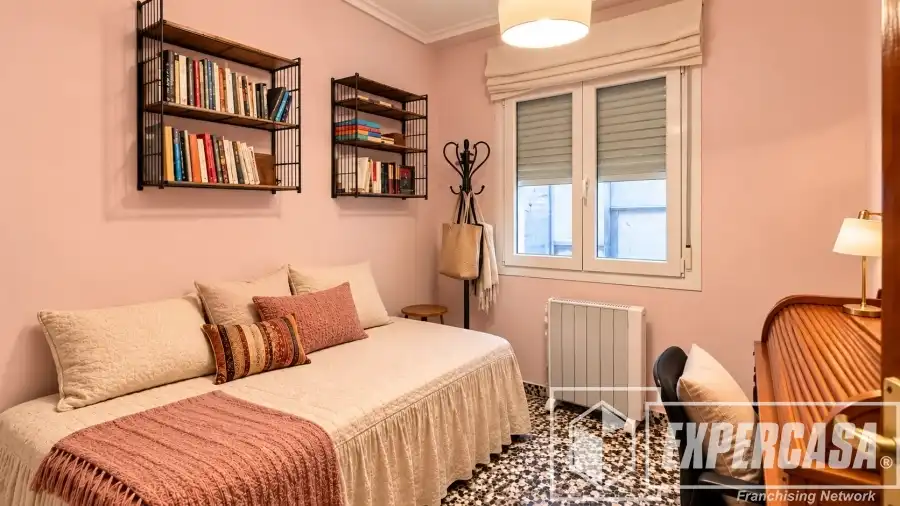 Flat with lift for sale in El Pla del Real, imagen 20