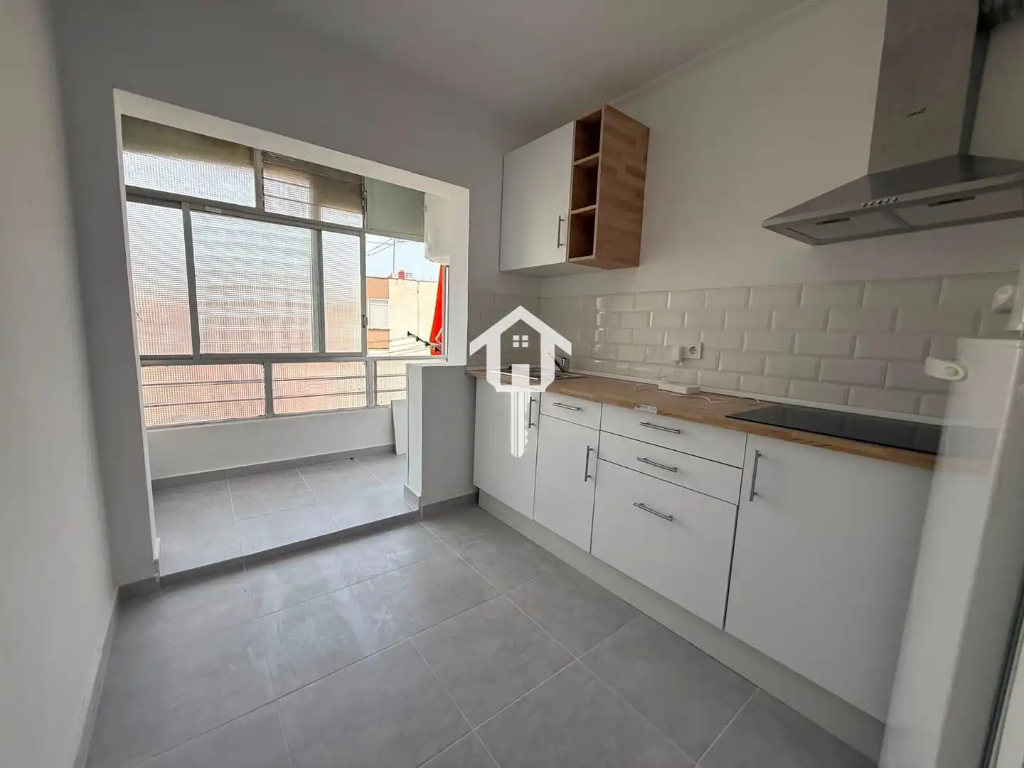 Flat with terrace for sale in Calle BENICHEMBLA, imagen 3