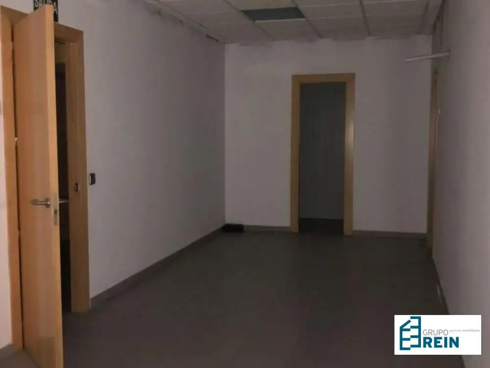 Local comercial en venda a Avenida del Doctor Mendiguchia Carriche 7, imagen 8
