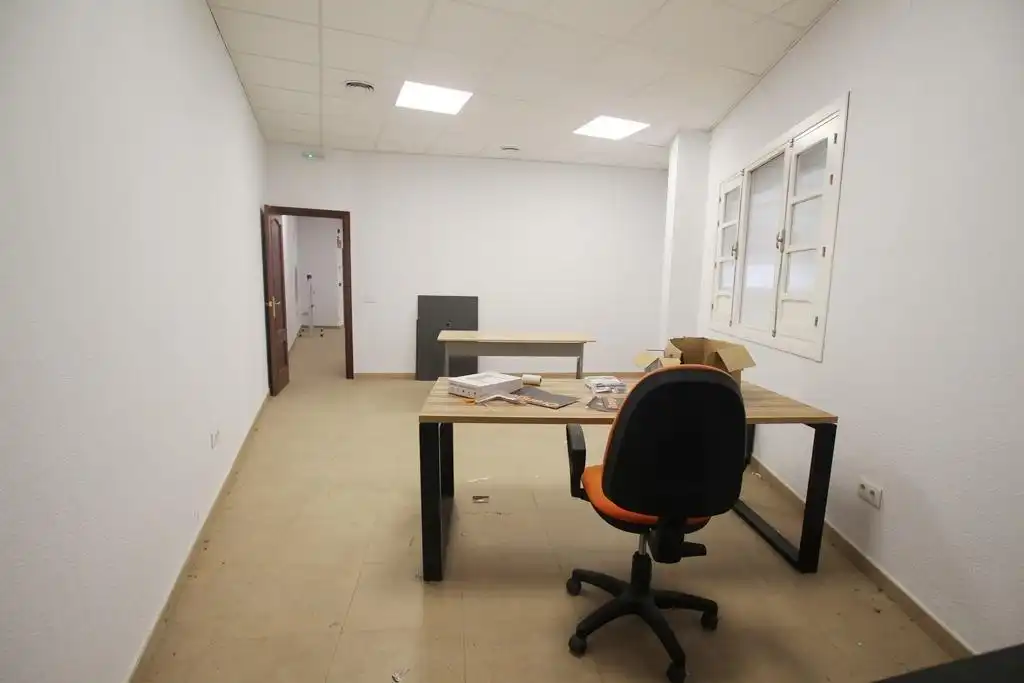 Fabrikhallen zur Miete in Jerez de la Frontera
