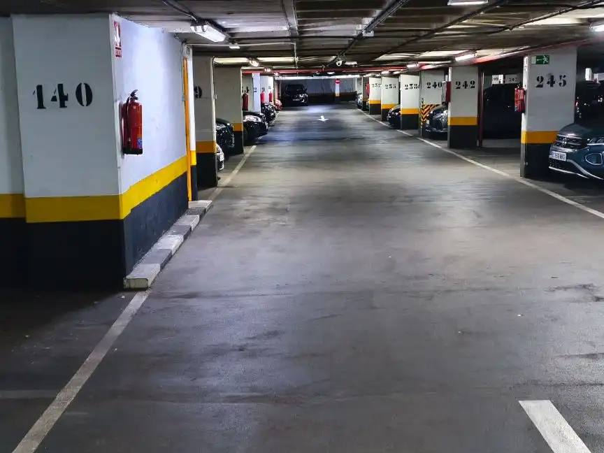 Parking de Garaje en venta en Madrid