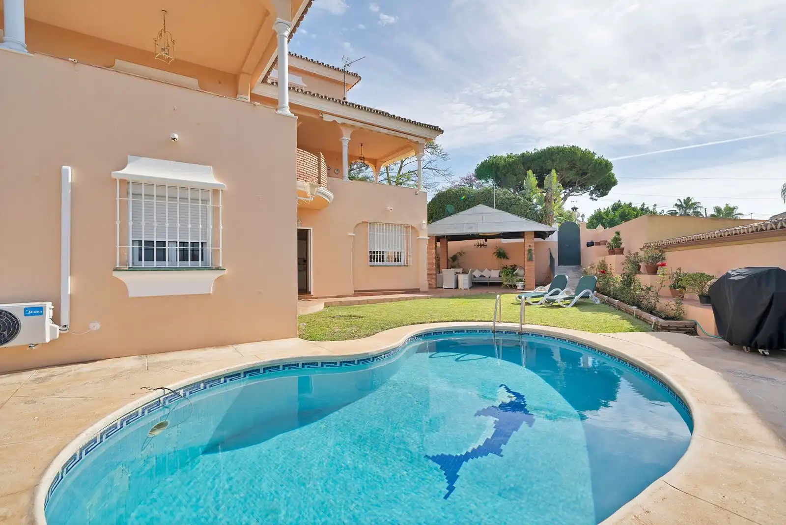 Chalet con piscina en venta en Avenida Pablo Ruiz Picasso 11, imagen 55