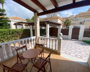 Terrassa de Casa o xalet de lloguer en Orihuela amb Aire condicionat, Terrassa i Piscina