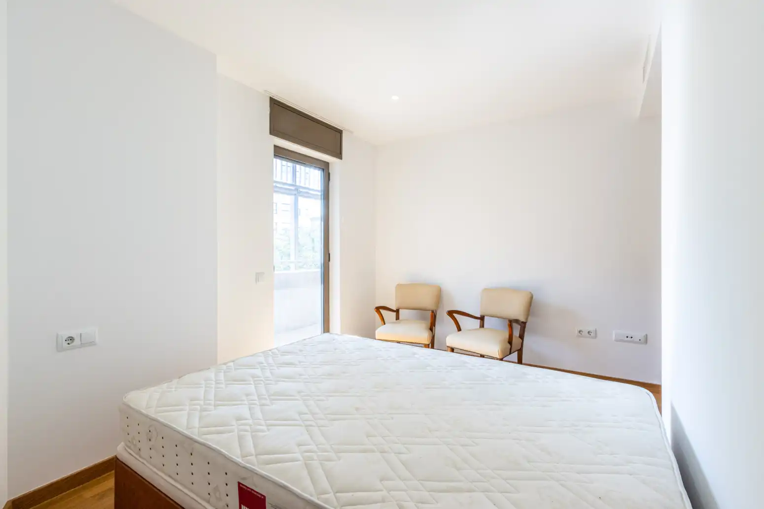 Dormitori de Pis en venda en Terrassa amb Aire condicionat, Calefacció i Parquet