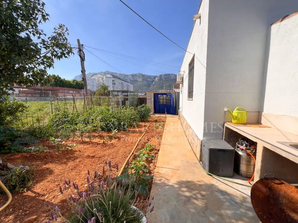 Chalet con piscina en venta en Carrer Metge Manuel Vallalta, imagen 19