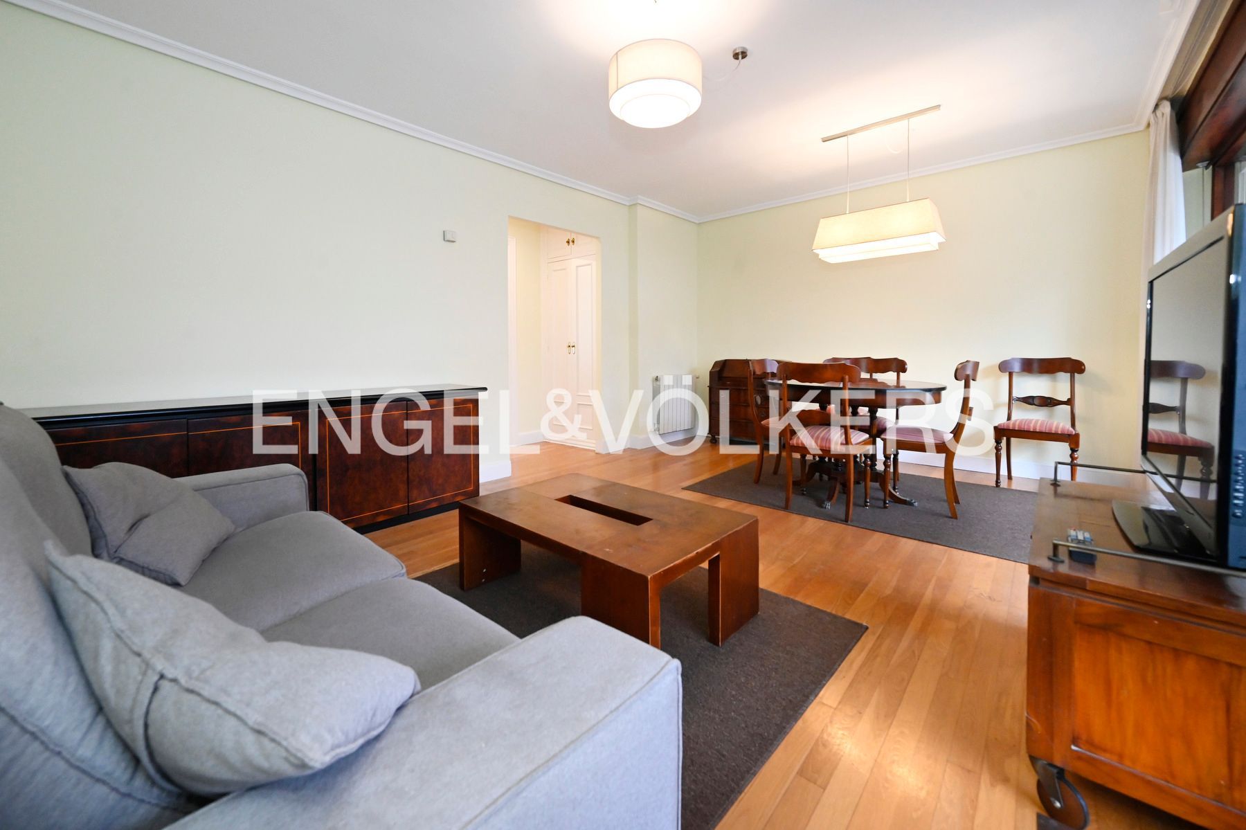 Sala d'estar de Apartament en venda en Santander amb Calefacció, Jardí privat i Parquet