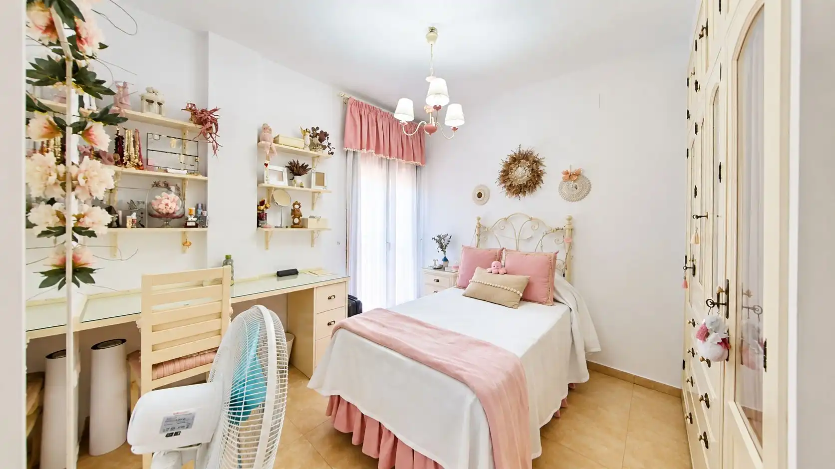 Habitación de Piso en venta en Periurbano Oeste - Sierra