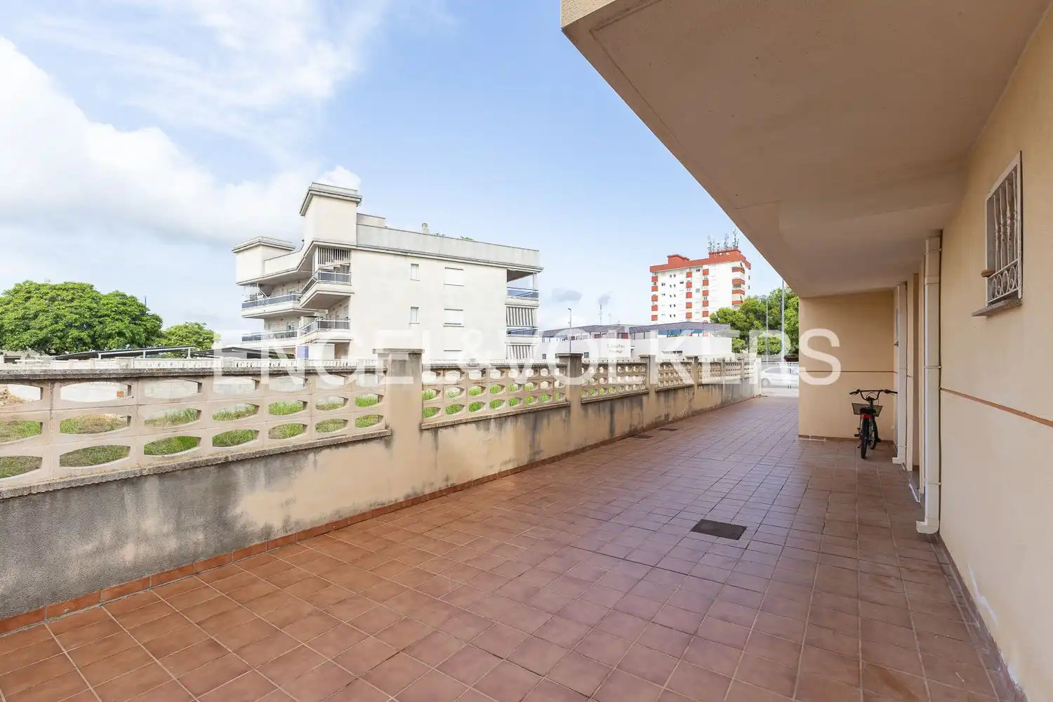 Terrassa de Casa adosada en venda en Miramar amb Aire condicionat, Calefacció i Terrassa