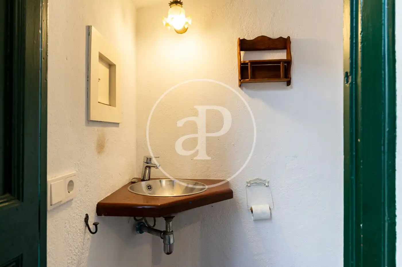 Baño de Casa adosada en venta en Barcelona con Calefacción, Jardín privado y Terraza