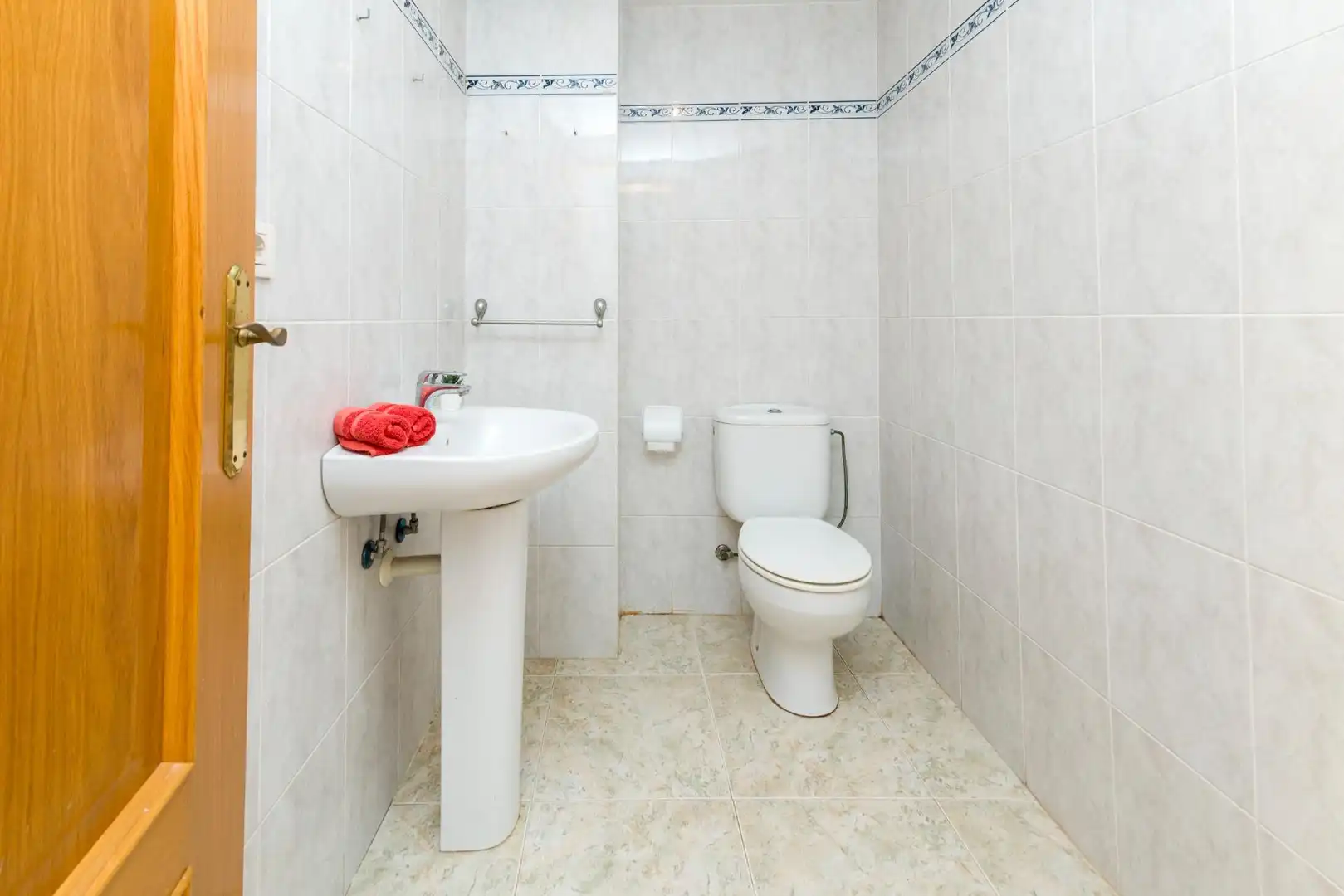 Adosado con piscina en venta en Calle Farja 8, imagen 8