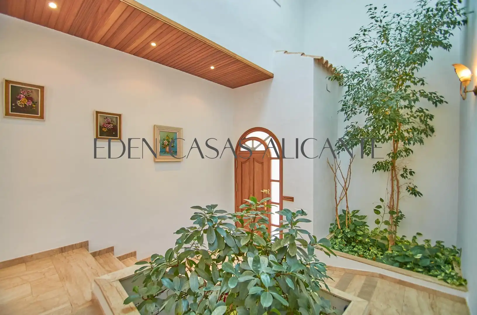 Casa adosada en venda en San Vicente del Raspeig / Sant Vicent del Raspeig amb Aire condicionat, Jardí privat i Parquet