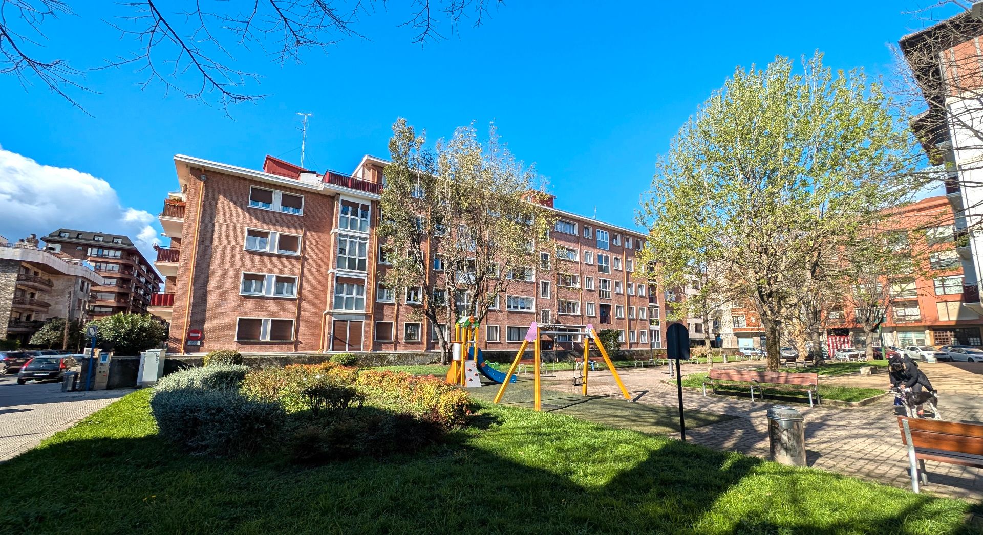 Vista exterior de Pis en venda en Getxo  amb Calefacció