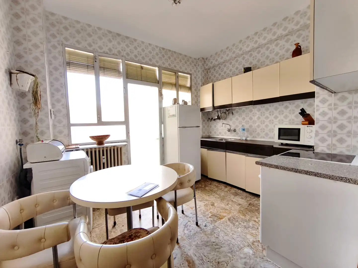 Cocina de Piso en venta en  Logroño con Calefacción, Parquet y Terraza
