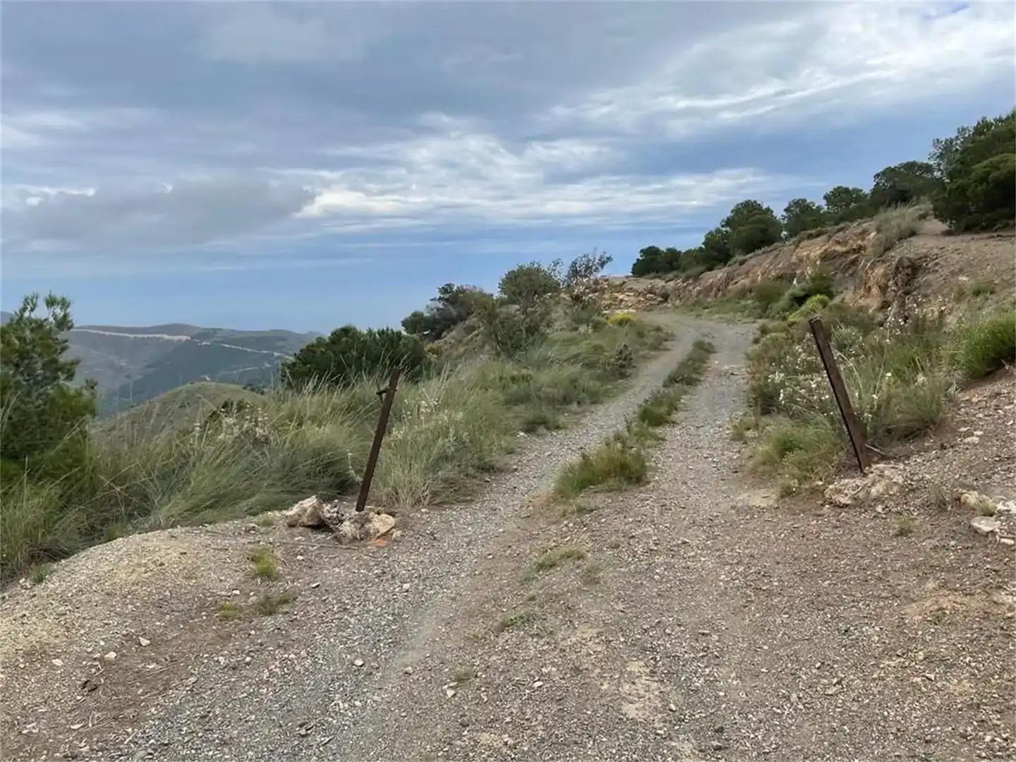 Land for sale in Enix