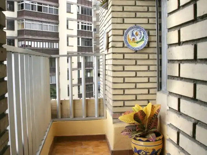 Terrassa de Pis en venda en Las Palmas de Gran Canaria amb Terrassa, Forn i Balcó