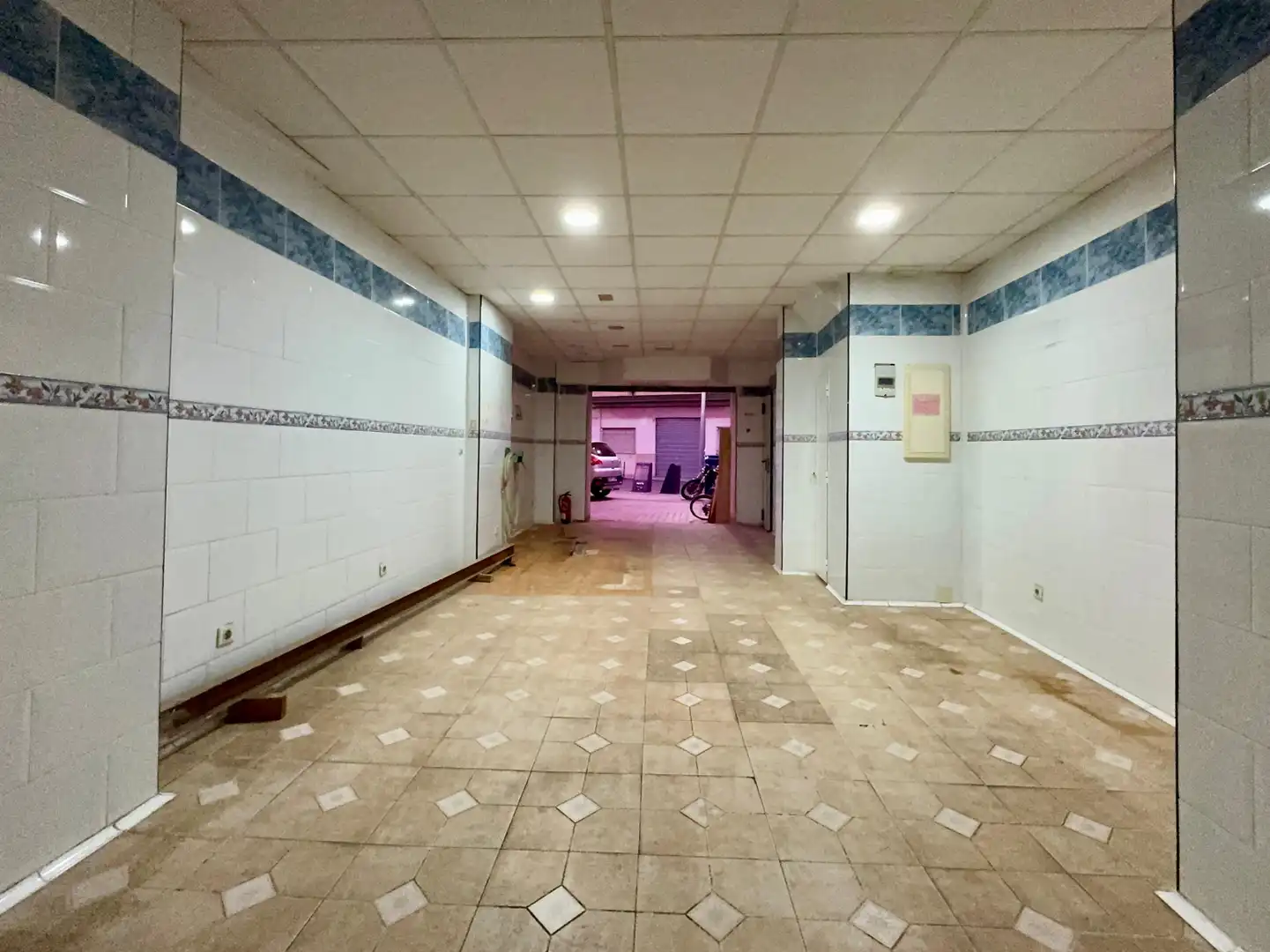 Local de alquiler en Torrent con Aire acondicionado