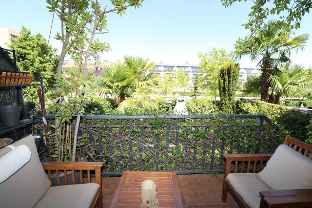 Casa adosada en Venta en Paseo SALUD en Universidad - Hospital