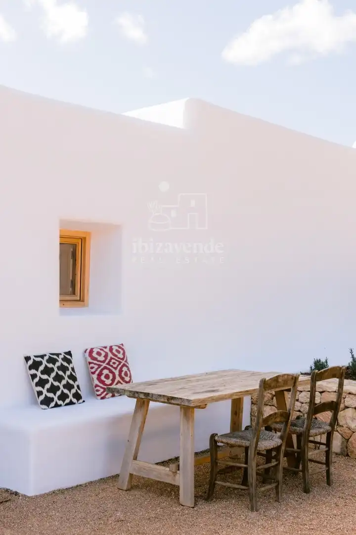 Vista exterior de Casa o chalet de alquiler en Sant Joan de Labritja con Aire acondicionado, Calefacción y Jardín privado