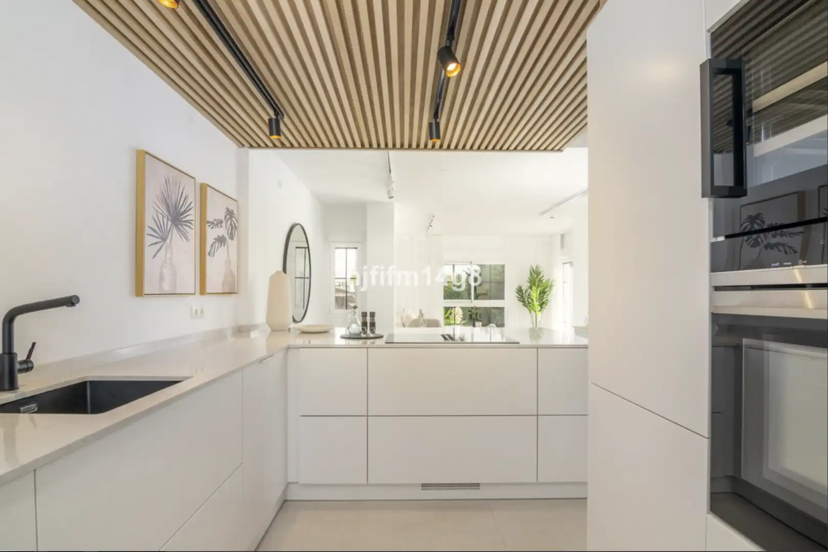 Apartamento con piscina en venta en Nueva Andalucía, imagen 13