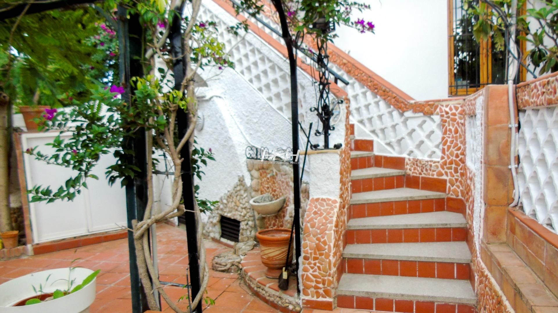 Casa o xalet de lloguer en Paterna amb Terrassa i Traster