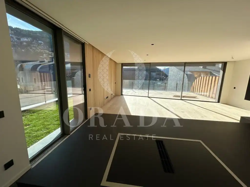 Casa amb jardí en venda a L'Aldosa - Anyós, imagen 9