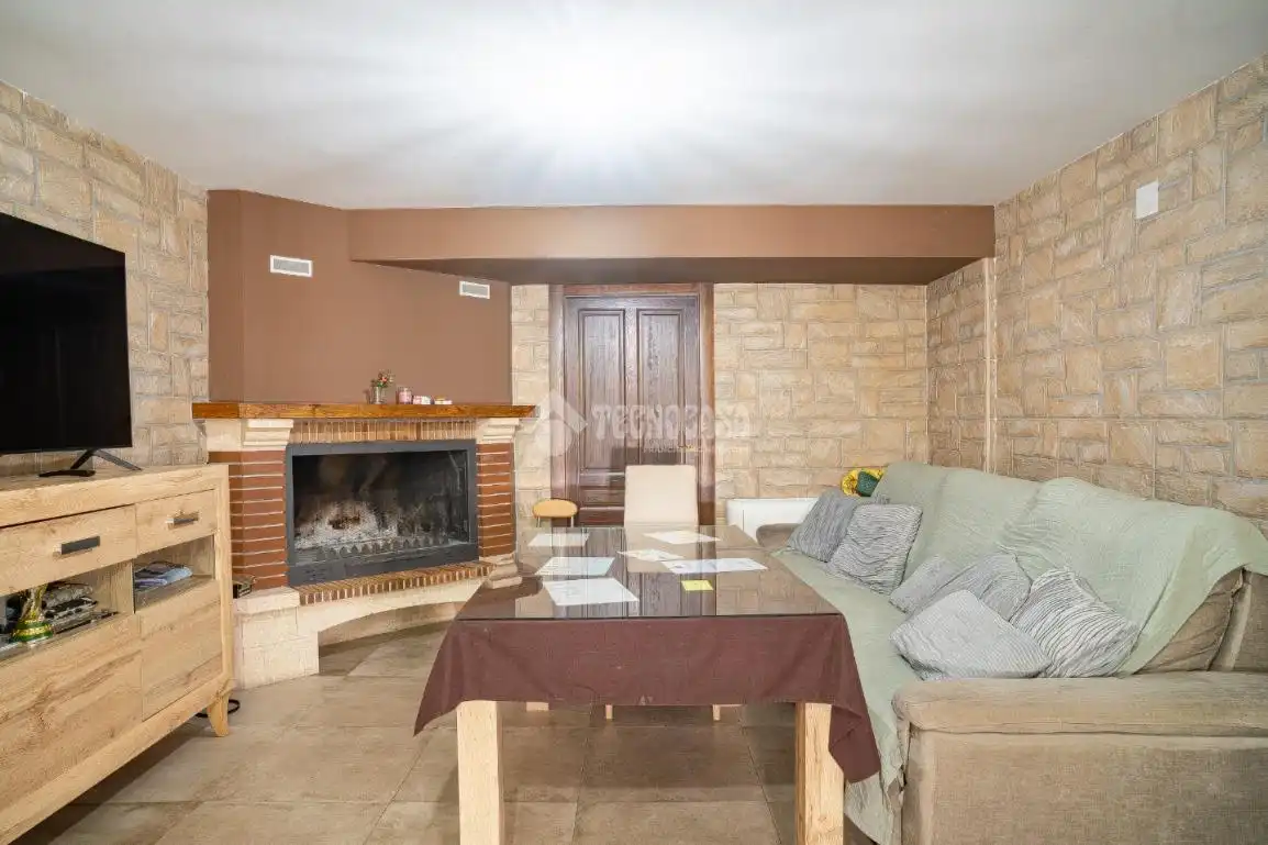 Detached homes for sale in Úbeda  with Air Conditioner, Heating and Terrace