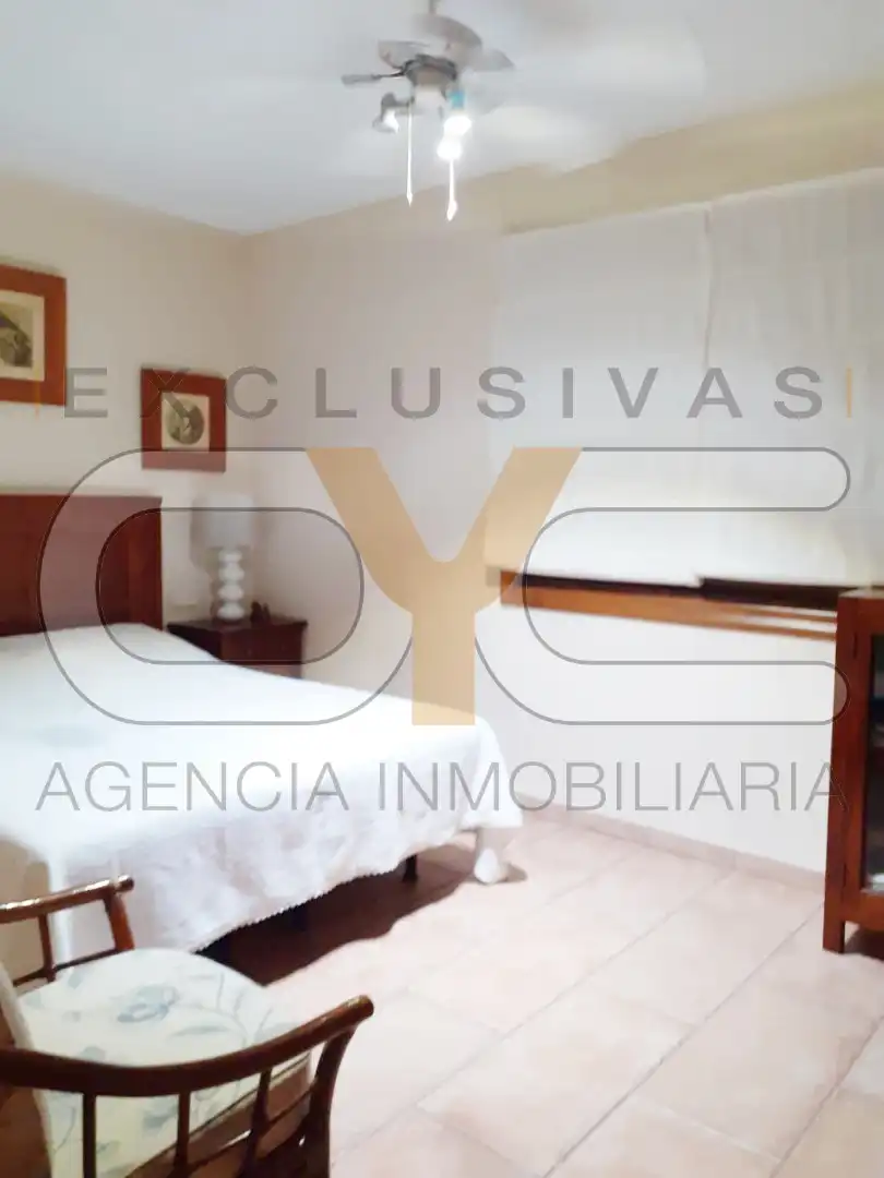 Habitación de Casa adosada en venta en Guardamar del Segura con Aire acondicionado, Terraza y Trastero