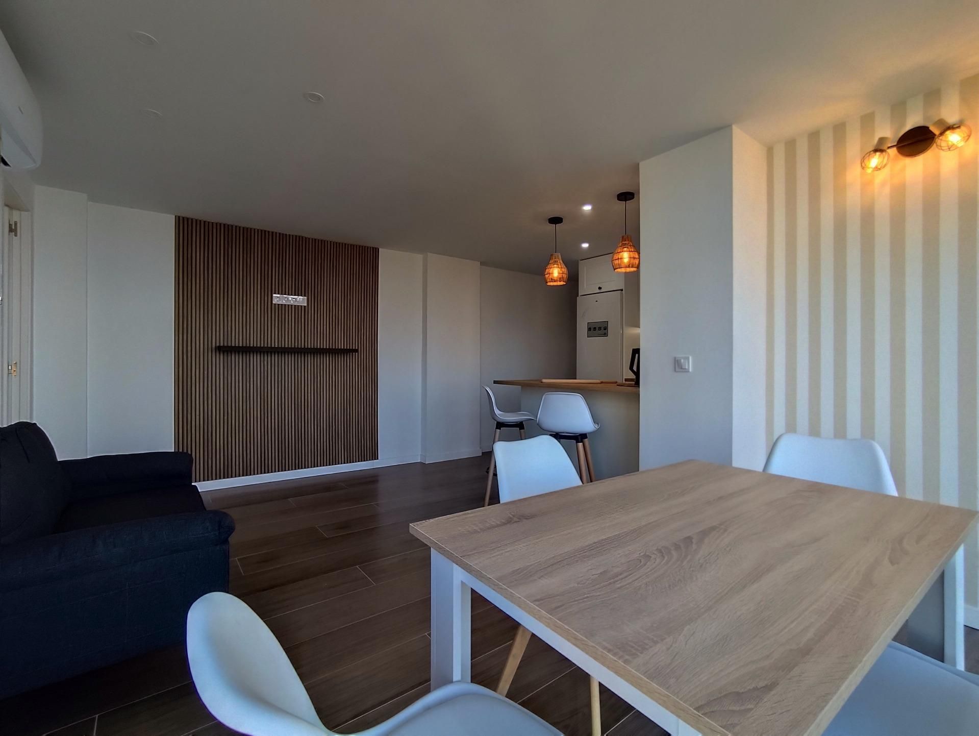 Dining room of Flat for sale in Benidorm  with Air Conditioner, Private garden and Community pool