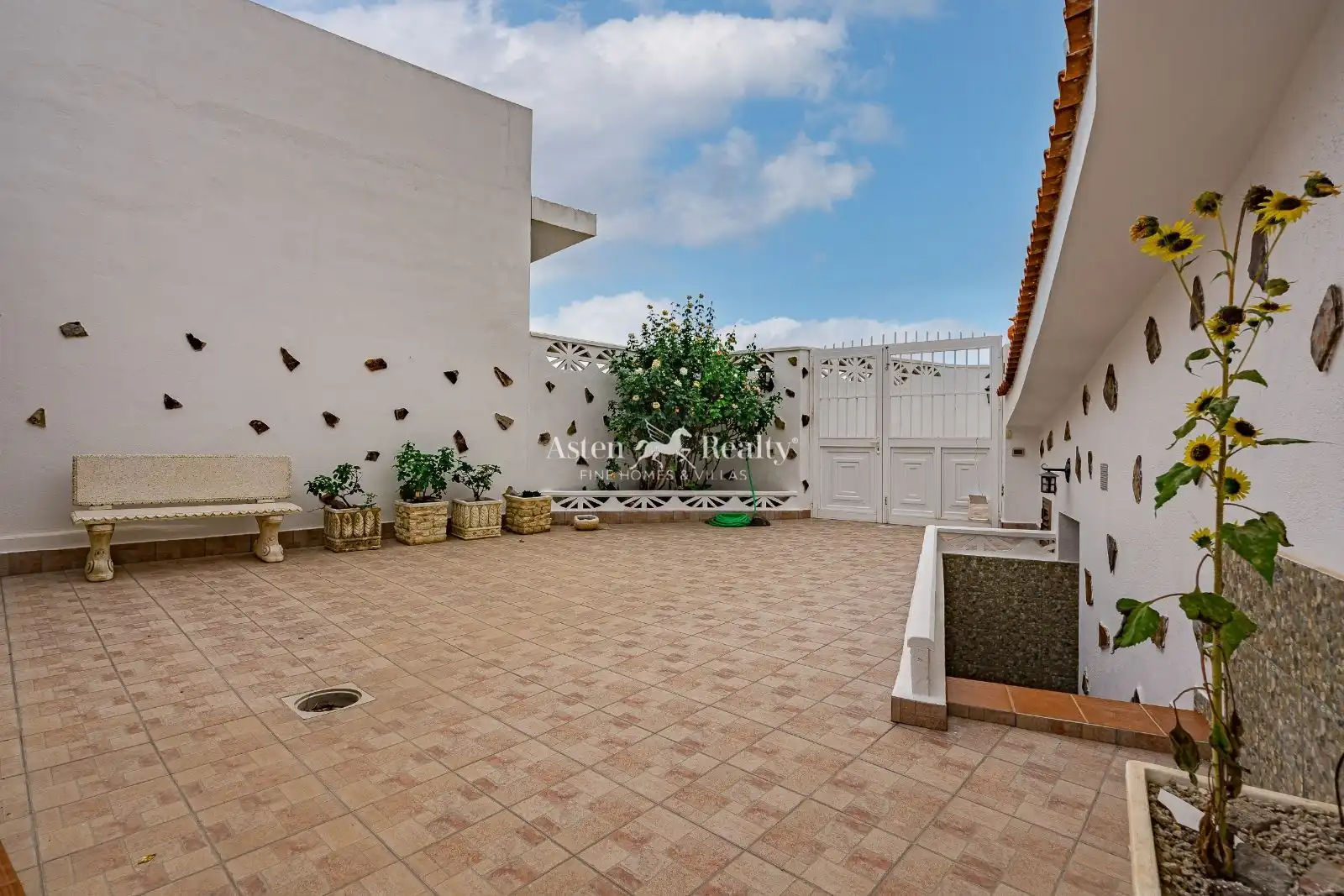 Terrassa de Casa o xalet en venda en Granadilla de Abona amb Jardí privat, Terrassa i Traster