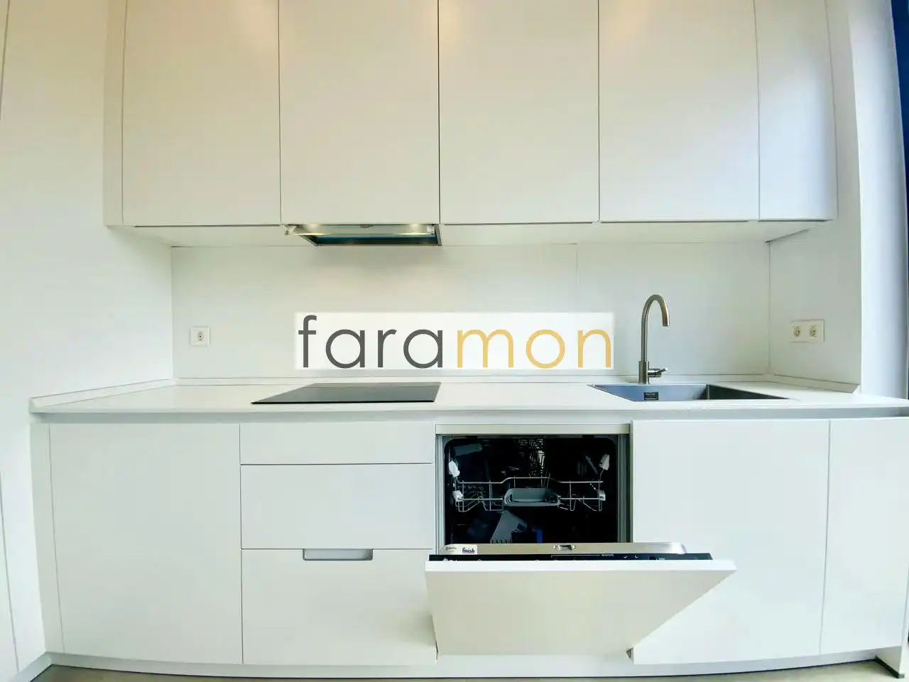 Cocina de Casa adosada en venta en Nigrán con Calefacción, Jardín privado y Terraza