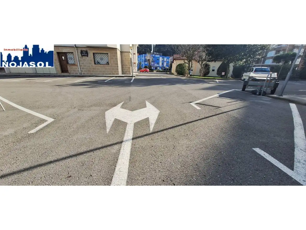 Aparcament de Apartament de lloguer en Noja amb Calefacció, Terrassa i Moblat