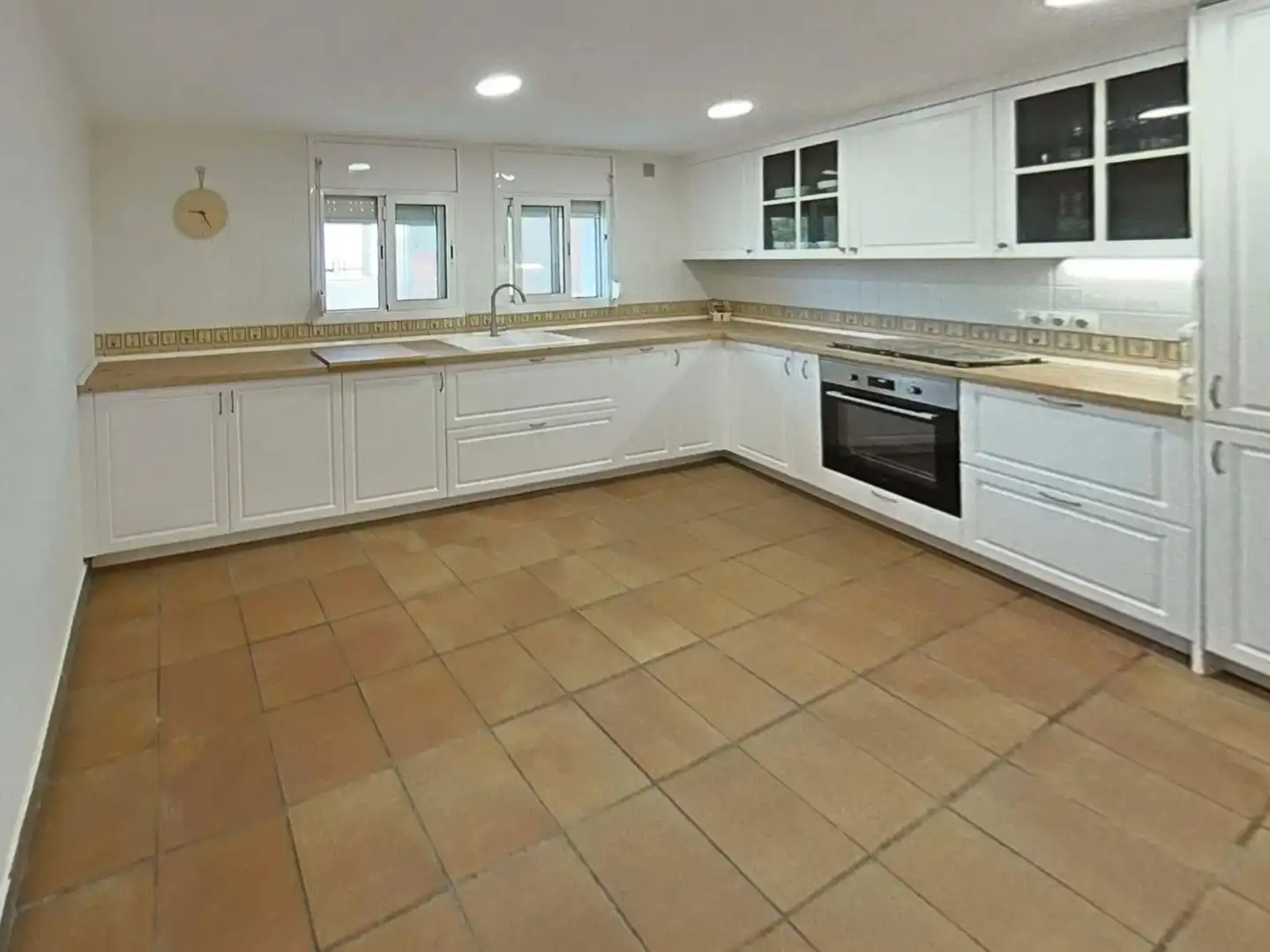 Küche von Haus oder Chalet zum Verkauf in Castellar del Vallès mit Klimaanlage, Heizung und Terrasse