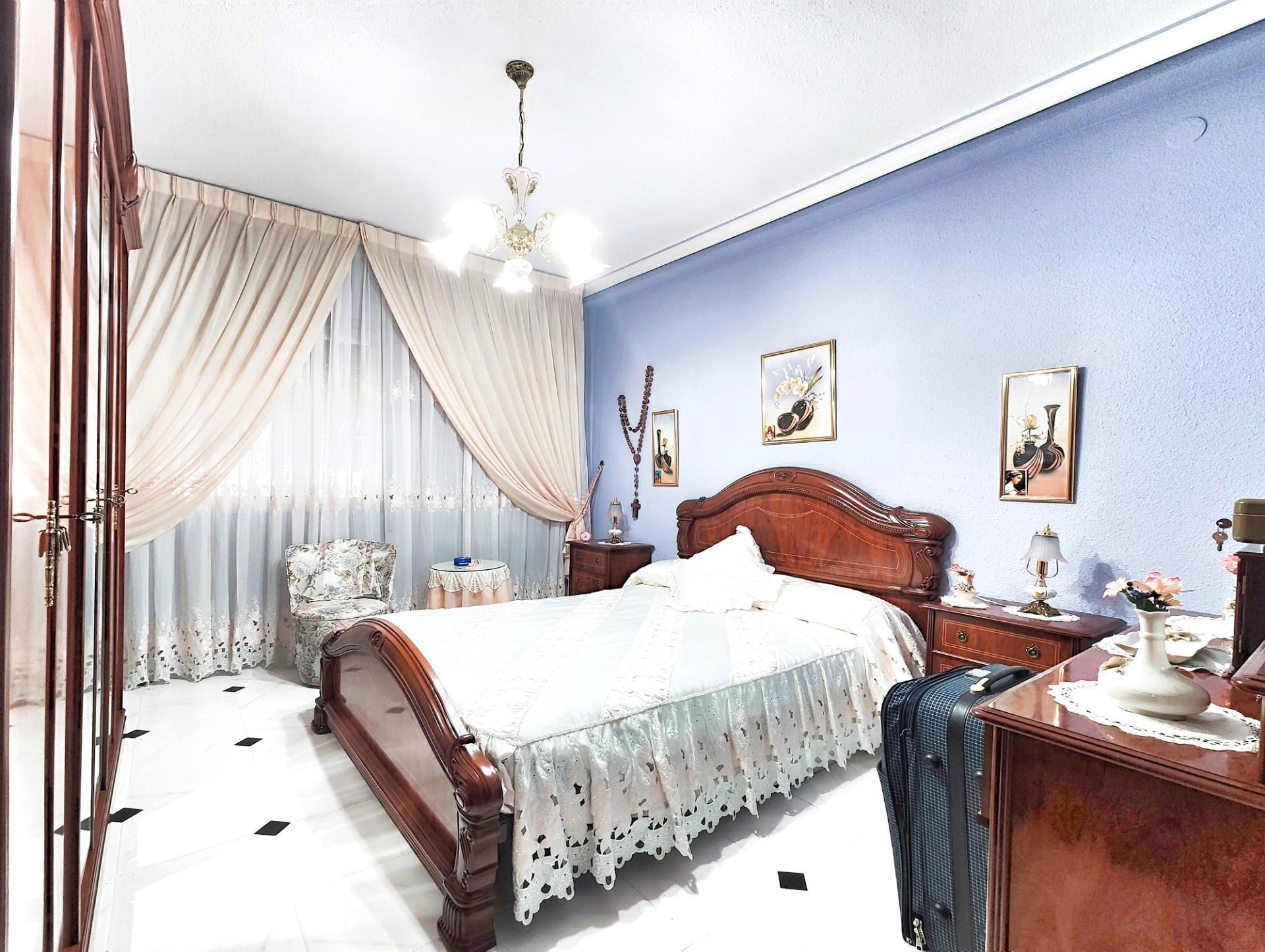 Dormitori de Pis en venda en Puertollano amb Aire condicionat, Calefacció i Traster