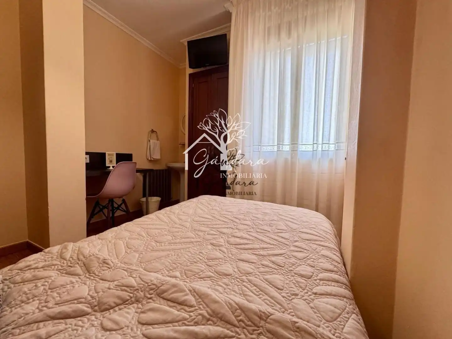 Dormitori de Edifici en venda en Neda