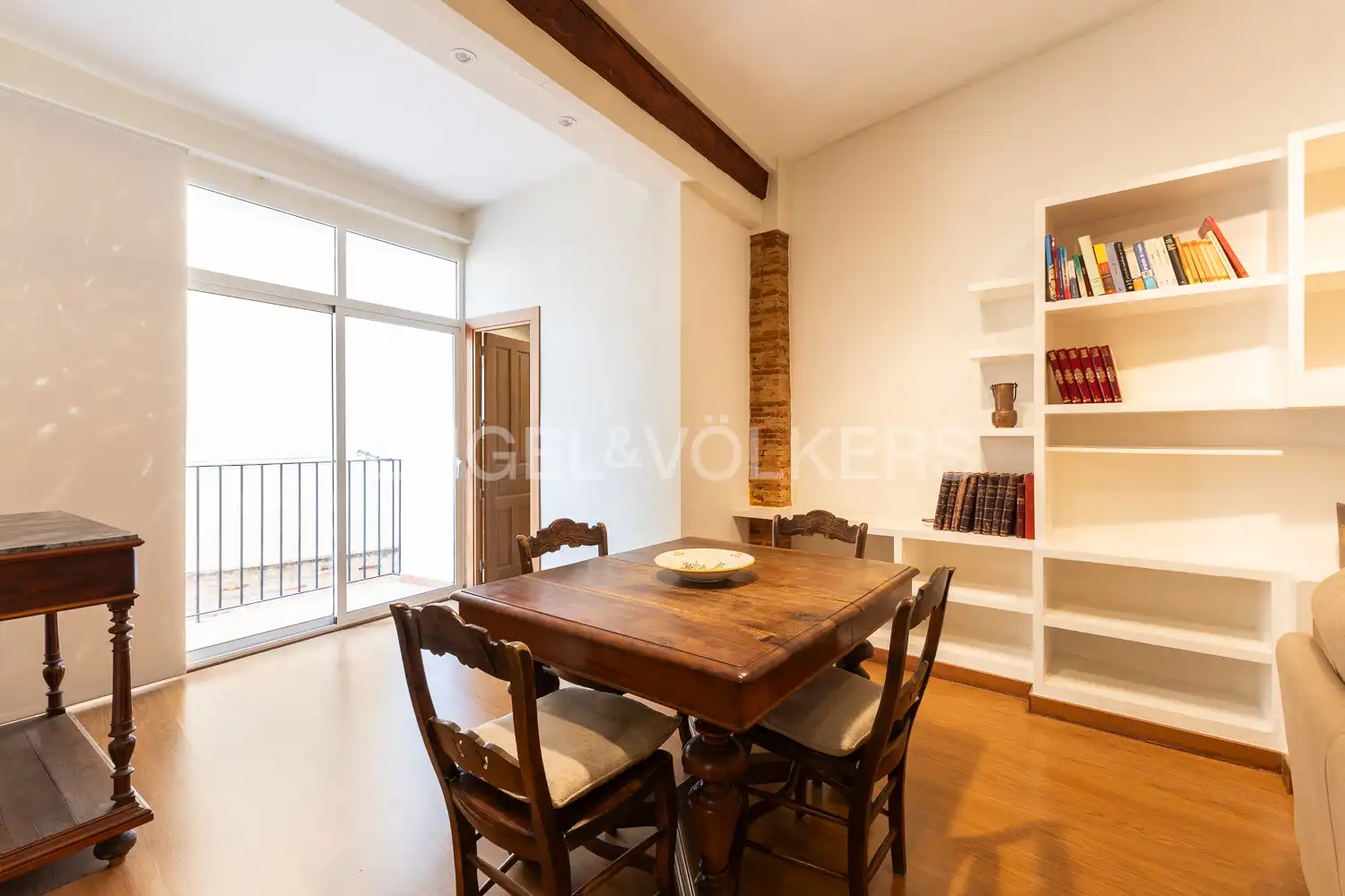 Dining room of Flat for rent in Valencia  with Air Conditioner, Heating and Furnished