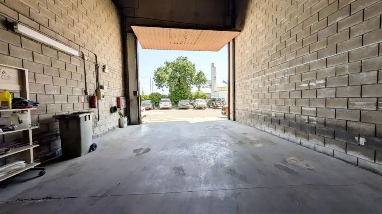 Nave industrial de alquiler en Zaragoza