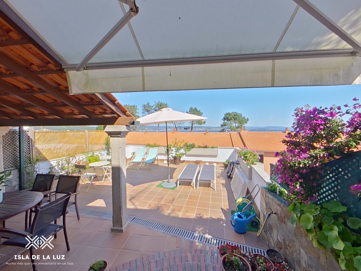 Terrace of House or chalet for sale in O Grove    with Terrace and Balcony