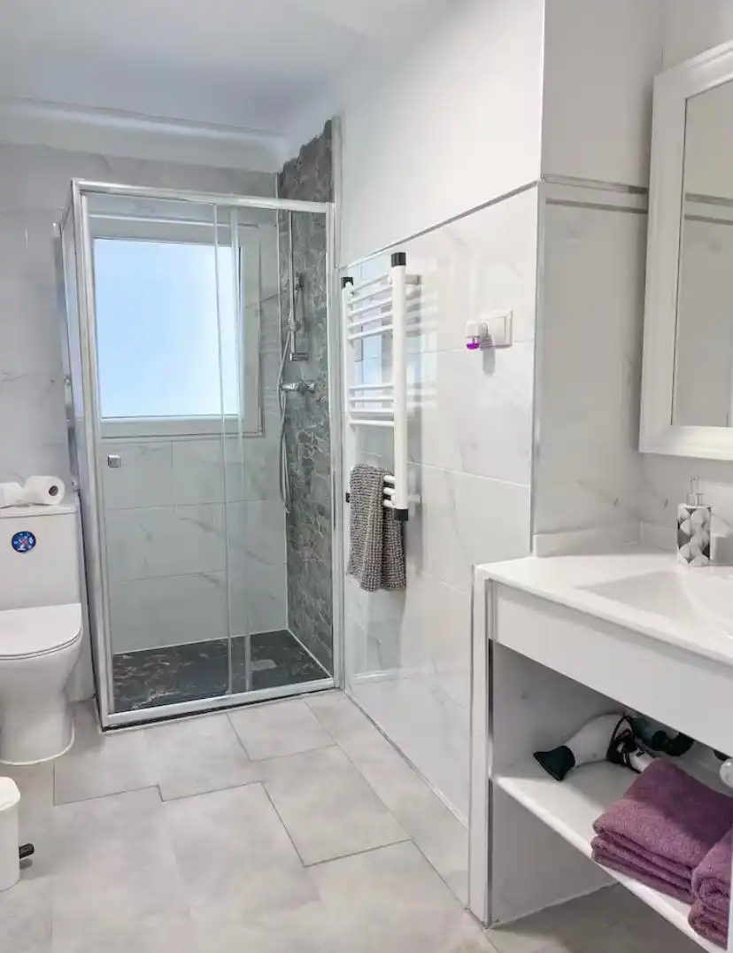 Baño de Piso de alquiler en Sagunto / Sagunt con Aire acondicionado, Calefacción y Amueblado