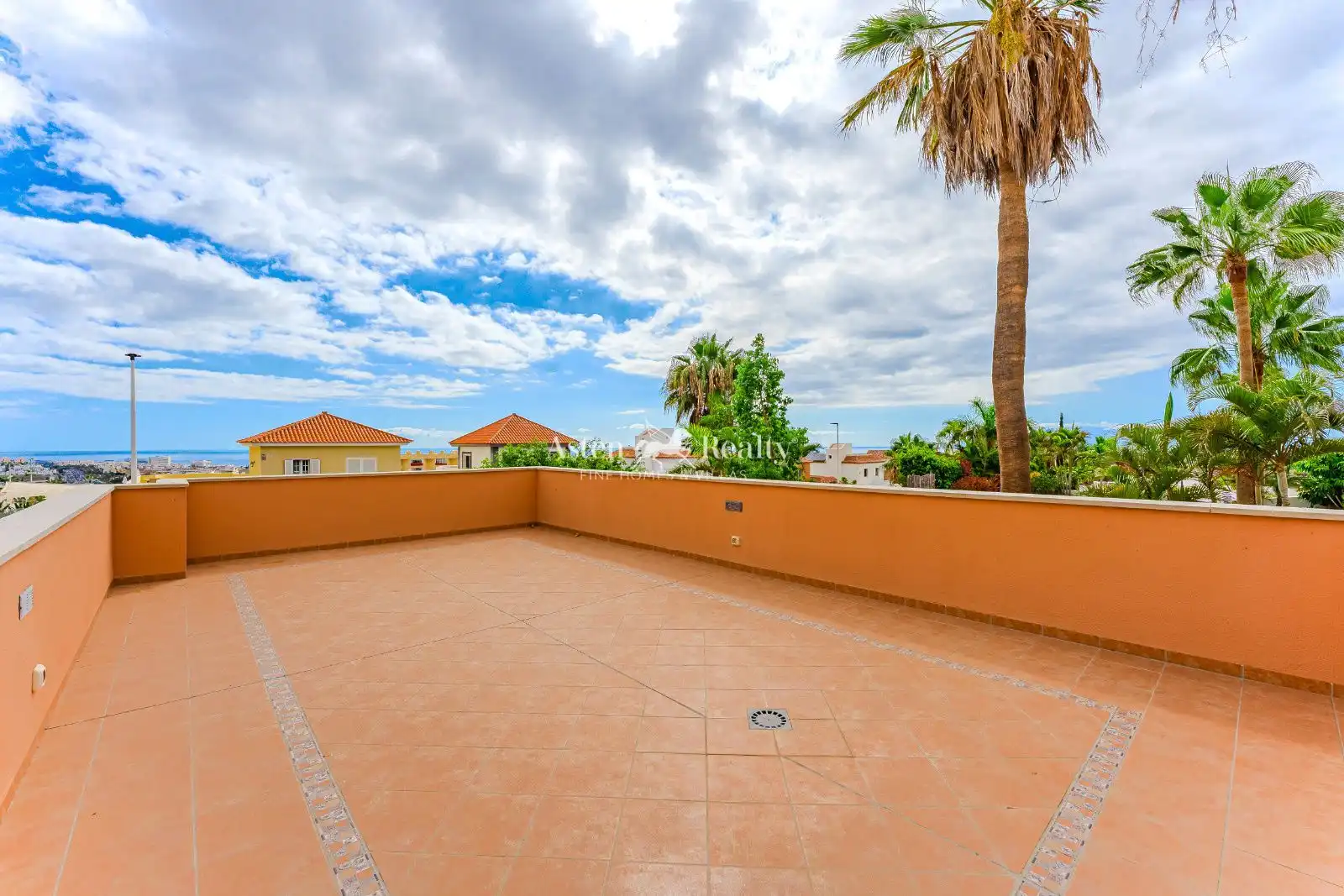 Exterior view of Houses for sale in Adeje  with Air Conditioner, Heating and Terrace