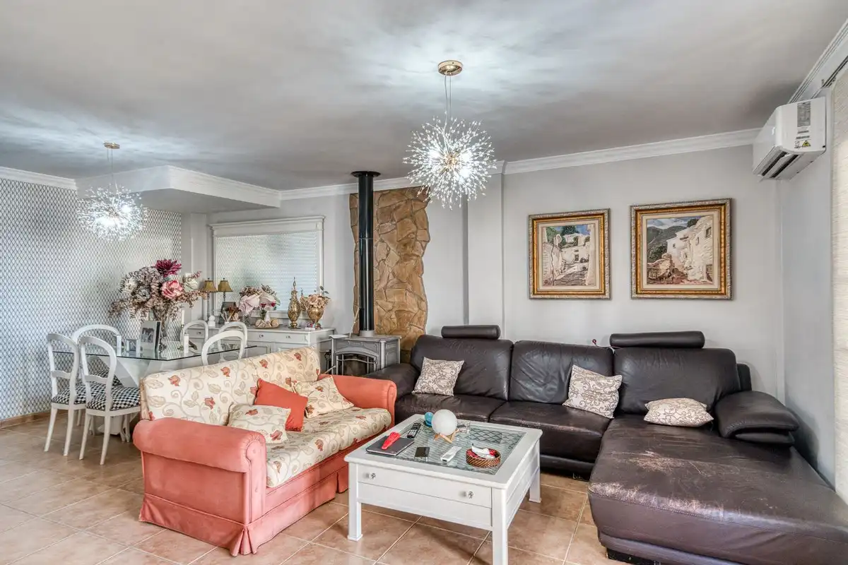 Living room of Detached homes for sale in Coín  with Air Conditioner, Private garden and Terrace