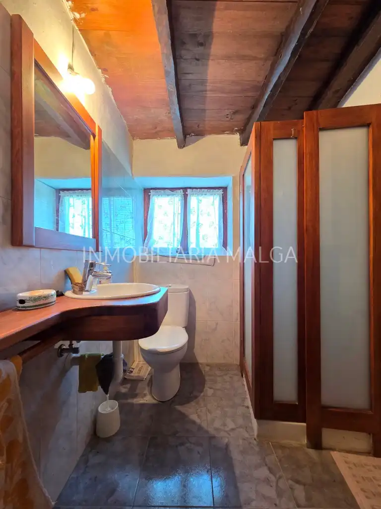 Bedroom of Houses for sale in Colunga  with Parquet flooring, Storage room and Furnished