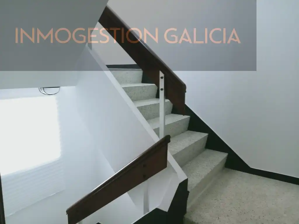 Edificio en venta en Plaza Campo Da Feira, Cerceda
