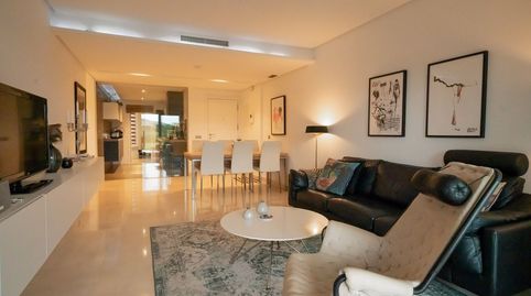Foto 5 de Piso en venta en Carretera de Benahavis, 233, El Paraíso, Benahavís