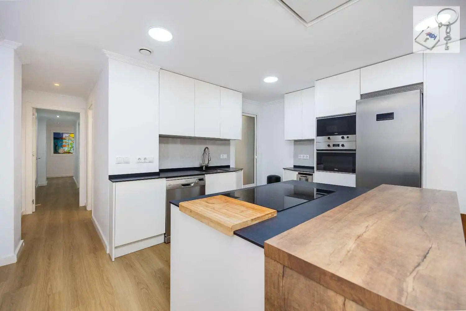 Kitchen of Apartments for sale in Torrevieja  with Air Conditioner, Heating and Parquet flooring