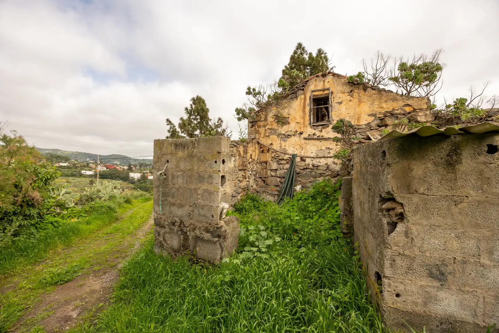 Exterior view of Country homes for sale in Santa Brígida  with Private garden and Terrace