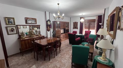 Foto 3 de Pis en venda a Calle Don Pedro del Alcalde, Los Villares, Jaén