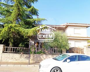 Exterior view of House or chalet for sale in  Lleida Capital  with Heating, Terrace and Balcony