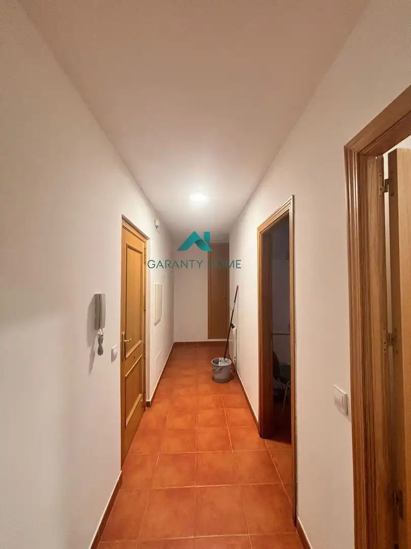 Planta baja en venta en Toledo con Calefacción