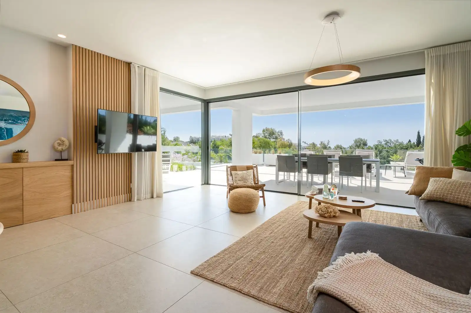 Flat with pool for sale in Urbanizacion Alborada 4, imagen 3