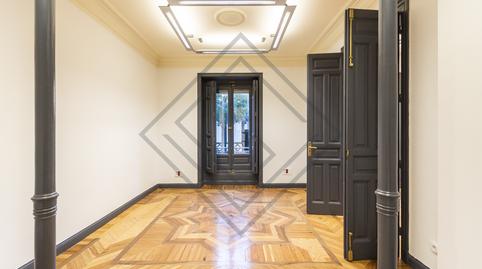 Foto 2 von Gebaude zur Miete in Paseo de Recoletos, Justicia - Chueca,  Madrid Capital